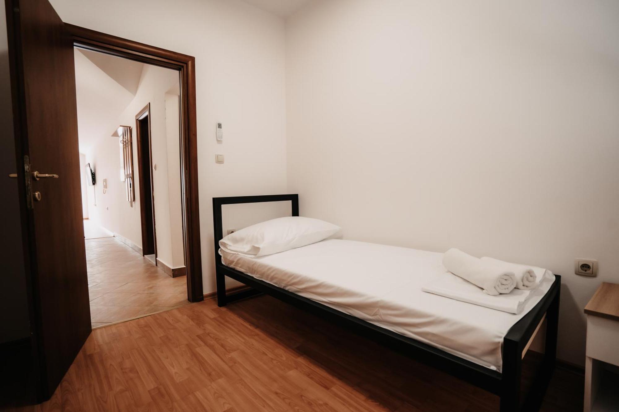 Riverside Apartments Mostar Bagian luar foto